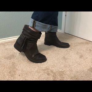 born cross boots tobacco